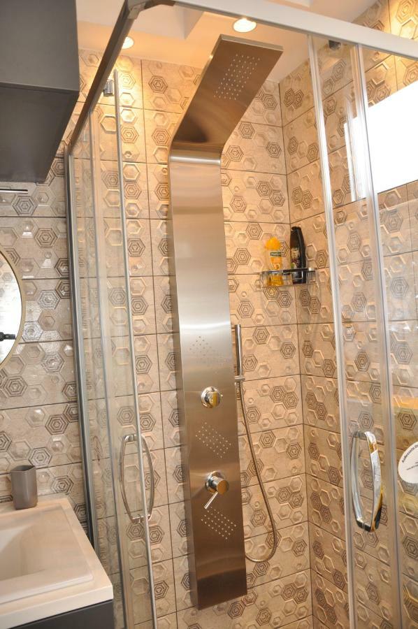 Lux Apartman Cacak Exterior photo